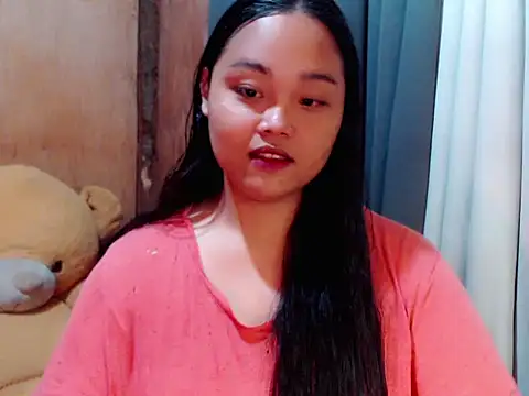  Lylia online show from 11-30-25, 08:35