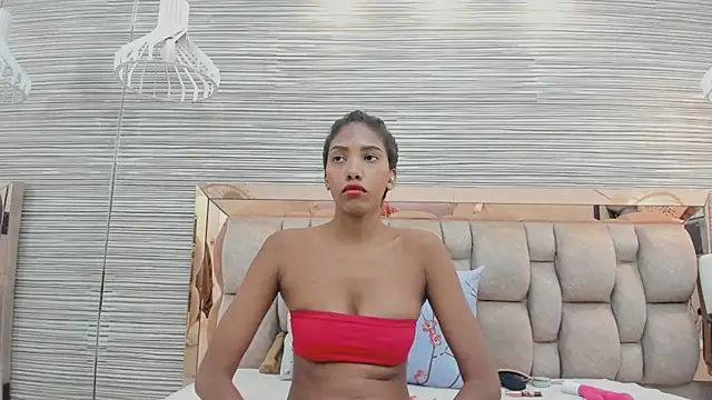 Snapshot of ikia_lopez_ chatting on 07-18-26, 12:09 ikia lopez online show from 07-18-26, 12:09