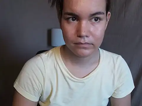 Enchantress Magdalena online show from 03-20-26, 04:39