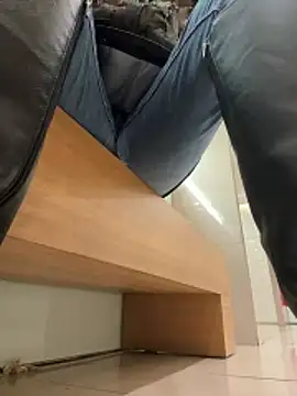 Isabella21  online show from 04-05-26, 03:15