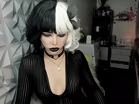 Snapshot of janecomander chatting on 07-04-26, 05:02 janecomander online show from 07-04-26, 05:02