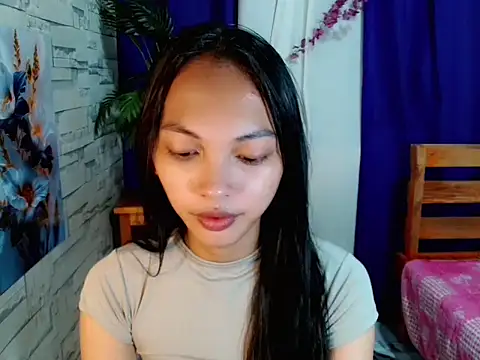 Snapshot of Simi_Ipit chatting on 06-23-26, 06:11 Simi Ipit online show from 06-23-26, 06:11