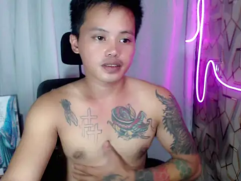 urhotfucker13 online show from 07-06-26, 05:04