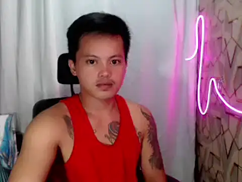 urhotfucker13 online show from 07-07-26, 04:22