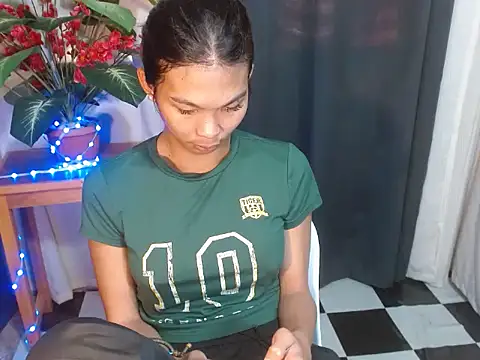laura leeforever online show from 07-30-26, 01:37