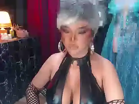 xAuroraRobinsx online show from 06-16-26, 11:35