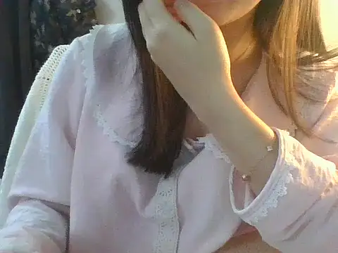 Linzly online show from 12-23-25, 02:53