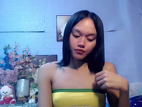 Snapshot of sexybabewarrior chatting on 05-13-26, 05:43 sexybabewarrior online show from 05-13-26, 05:43