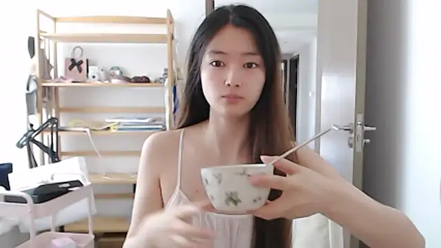 Mimi-cnbaby online show from 05-17-26, 02:53
