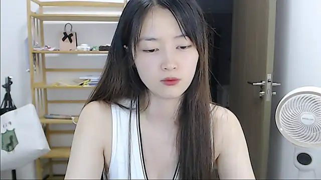 Snapshot of Mimi-cnbaby chatting on 05-20-26, 02:23 Mimi-cnbaby online show from 05-20-26, 02:23
