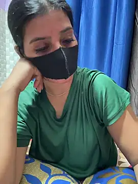 Snapshot of Hot_Jaanvi_ chatting on 04-18-26, 04:55 Hot Jaanvi online show from 04-18-26, 04:55