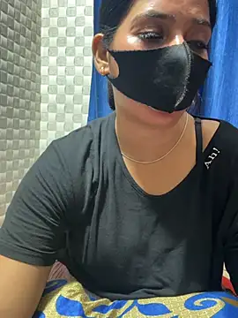 Snapshot of Hot_Jaanvi_ chatting on 04-19-26, 06:10 Hot Jaanvi online show from 04-19-26, 06:10