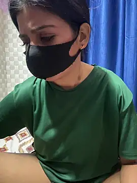 Snapshot of Hot_Jaanvi_ chatting on 05-18-26, 04:35 Hot Jaanvi online show from 05-18-26, 04:35