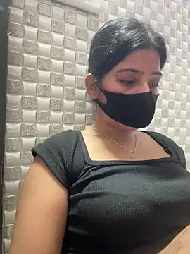 Snapshot of Hot_Jaanvi_ chatting on 06-14-26, 04:47 Hot Jaanvi online show from 06-14-26, 04:47