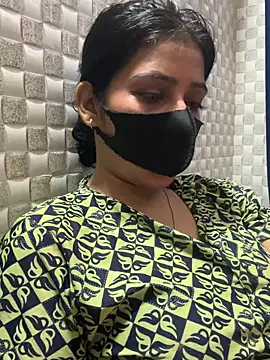 Snapshot of Hot_Jaanvi_ chatting on 07-08-26, 04:22 Hot Jaanvi online show from 07-08-26, 04:22