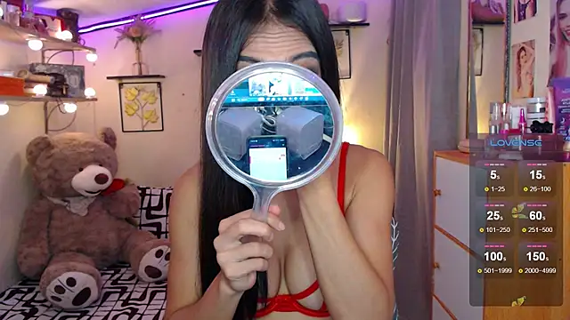 izabella moore online show from 05-17-26, 12:41