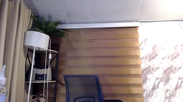 yuminasaixx online show from 04-09-26, 10:31