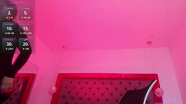 Snapshot of MirandaSould chatting on 06-20-26, 01:58 MirandaSould online show from 06-20-26, 01:58