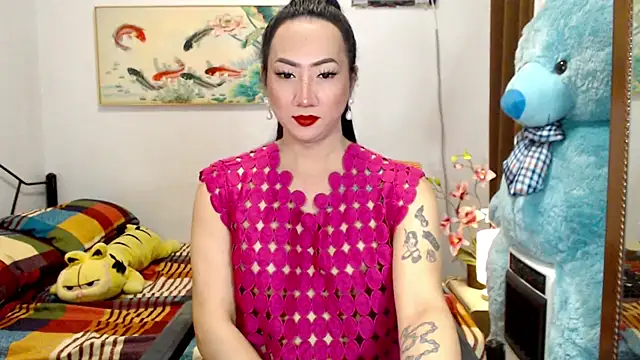 LovelyQueen69 online show from 11-21-25, 05:39