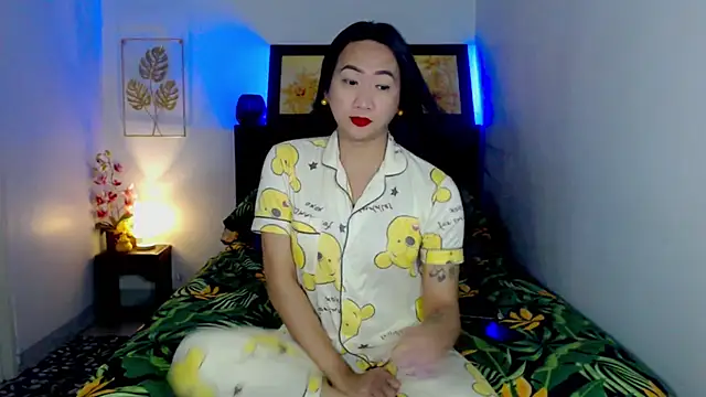 LovelyQueen69 online show from 01-11-26, 06:40