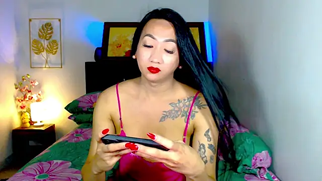 Snapshot of LovelyQueen69 chatting on 07-02-26, 03:23 LovelyQueen69 online show from 07-02-26, 03:23