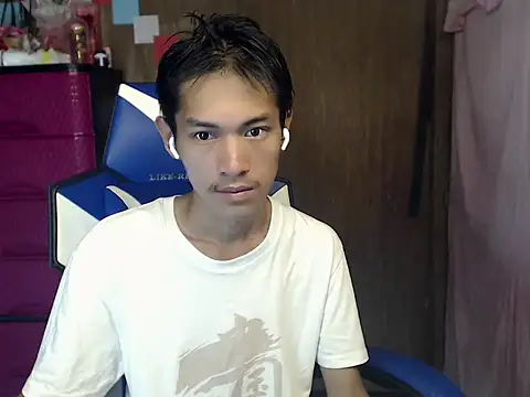 Snapshot of riks_tyler chatting on 07-22-26, 12:19 riks tyler online show from 07-22-26, 12:19