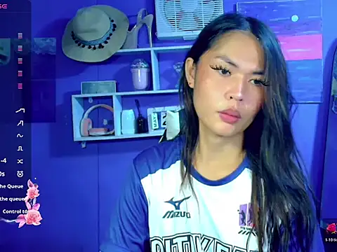 urgirljane online show from 05-26-26, 09:38