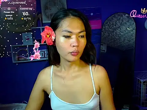 urgirljane online show from 06-19-26, 01:32