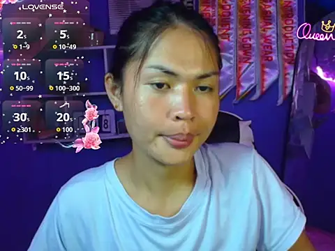 urgirljane online show from 07-08-26, 03:49