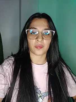 Snapshot of VALENTINA_ROUSE_ chatting on 05-26-26, 11:23 VALENTINA ROUSE online show from 05-26-26, 11:23