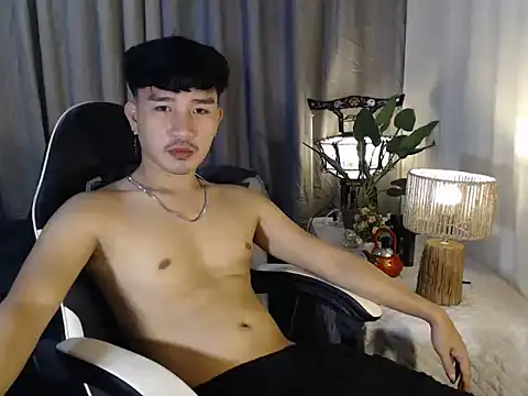 cute richard24 online show from 12-14-25, 01:11