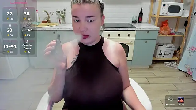 Snapshot of LinaElasm chatting on 06-21-26, 11:51 LinaElasm online show from 06-21-26, 11:51