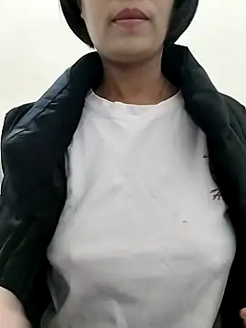 Snapshot of love_sexy090 chatting on 01-10-26, 12:01 love sexy090 online show from 01-10-26, 12:01