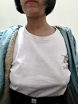 Snapshot of love_sexy090 chatting on 03-05-26, 12:17 love sexy090 online show from 03-05-26, 12:17