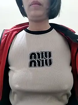 Snapshot of love_sexy090 chatting on 03-15-26, 11:44 love sexy090 online show from 03-15-26, 11:44