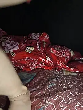 Ariana-Vy online show from 05-31-26, 06:53