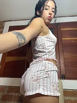 Snapshot of RosseMelody chatting on 05-28-26, 01:25 RosseMelody online show from 05-28-26, 01:25