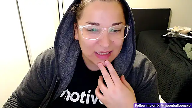 MoonBalloons online show from 11-16-25, 07:14