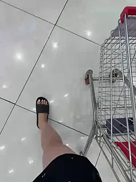 Snapshot of Meii-meyy chatting on 03-29-26, 07:19 Meii-meyy online show from 03-29-26, 07:19