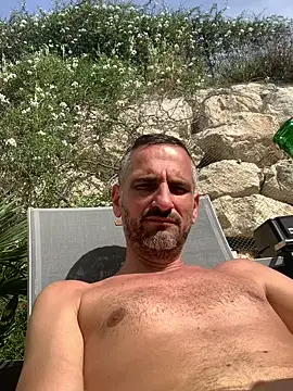 mika13113 online show from 04-17-26, 09:23