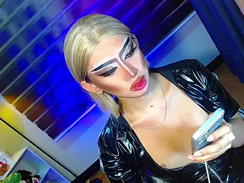 Snapshot of Queen_yasii_88 chatting on 02-02-26, 01:54 Queen yasii 88 online show from 02-02-26, 01:54