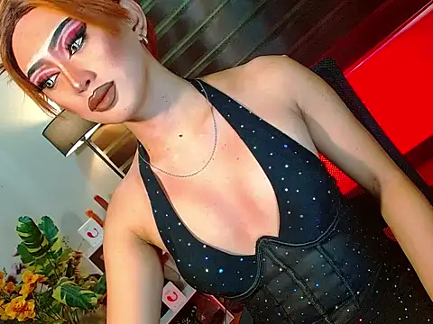 Snapshot of Queen_yasii_88 chatting on 02-26-26, 03:33 Queen yasii 88 online show from 02-26-26, 03:33