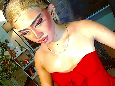 Snapshot of Queen_yasii_88 chatting on 03-31-26, 01:00 Queen yasii 88 online show from 03-31-26, 01:00