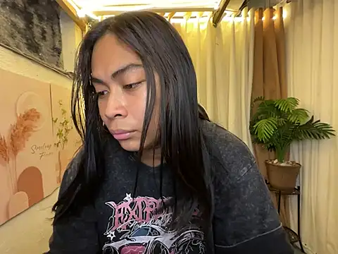 Snapshot of Sweetasian_cum chatting on 03-09-26, 03:54 Sweetasian cum online show from 03-09-26, 03:54