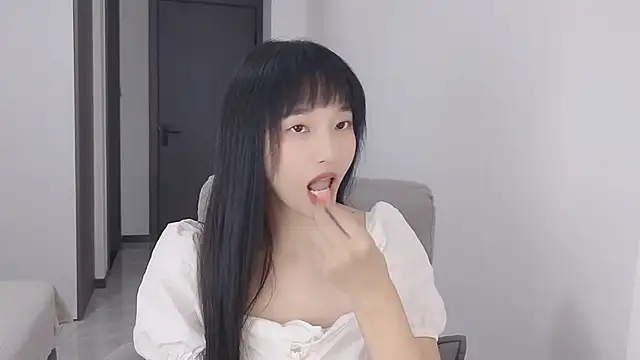 Snapshot of Lisa-3333 chatting on 09-12-25, 01:55 Lisa-3333 online show from 09-12-25, 01:55