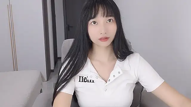 Snapshot of Lisa-3333 chatting on 09-15-25, 03:12 Lisa-3333 online show from 09-15-25, 03:12