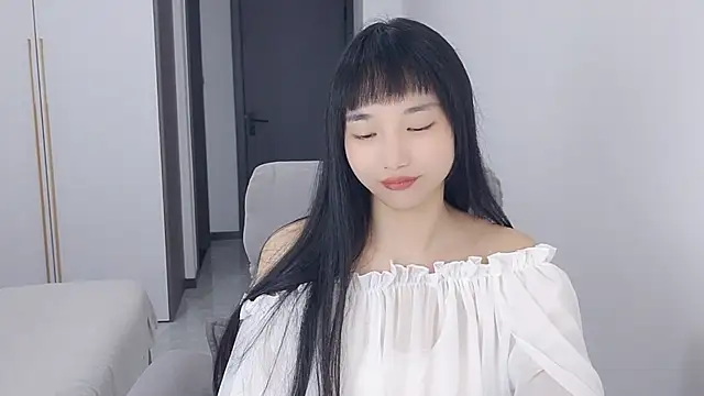 Snapshot of Lisa-3333 chatting on 09-28-25, 02:22 Lisa-3333 online show from 09-28-25, 02:22