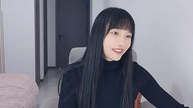 Snapshot of Lisa-3333 chatting on 12-05-25, 03:20 Lisa-3333 online show from 12-05-25, 03:20