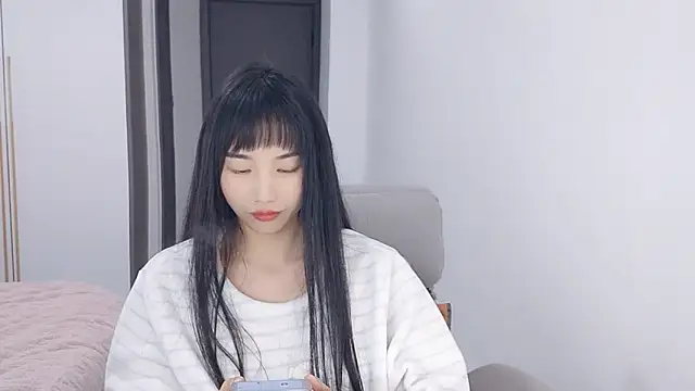 Snapshot of Lisa-3333 chatting on 01-15-26, 02:43 Lisa-3333 online show from 01-15-26, 02:43