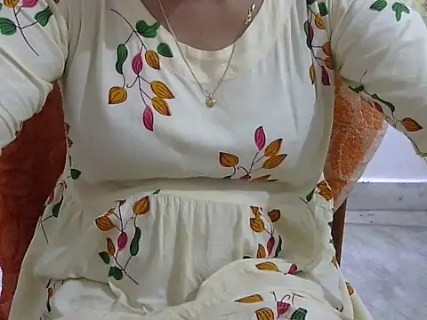 CHAMELI4747 online show from 04-17-26, 08:17